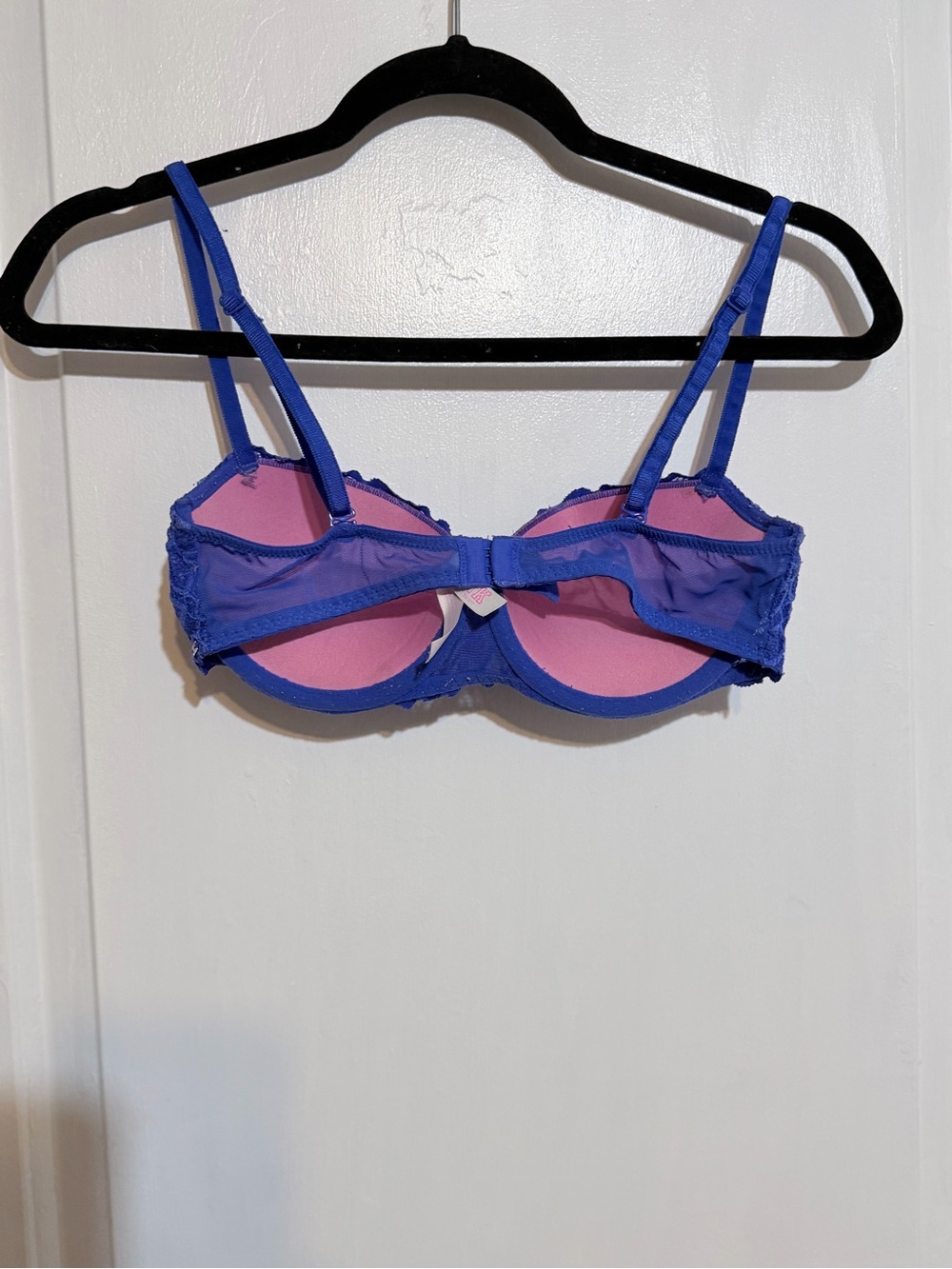 PINK Victoria's Secret Royal Blue Lace Push-Up Bra - Picture 3 of 8